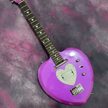 Метална електрическа китара във формата на лилаво сърце, хастар от палисандрово дърво, обвивка от прасковено дърво цвят, китара в наличност, бърза доставка