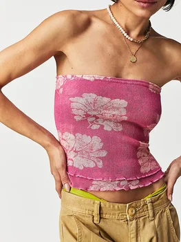 Женският елегантен съкратен топ с открити рамене и рюшами, лятна блуза на бретелях от рубчатого трико за нощни клубове
